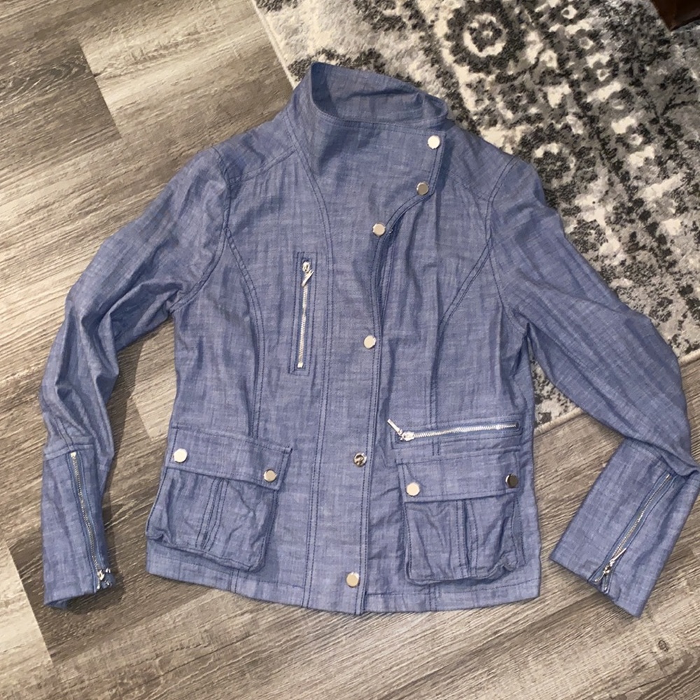 WHBM Size 6